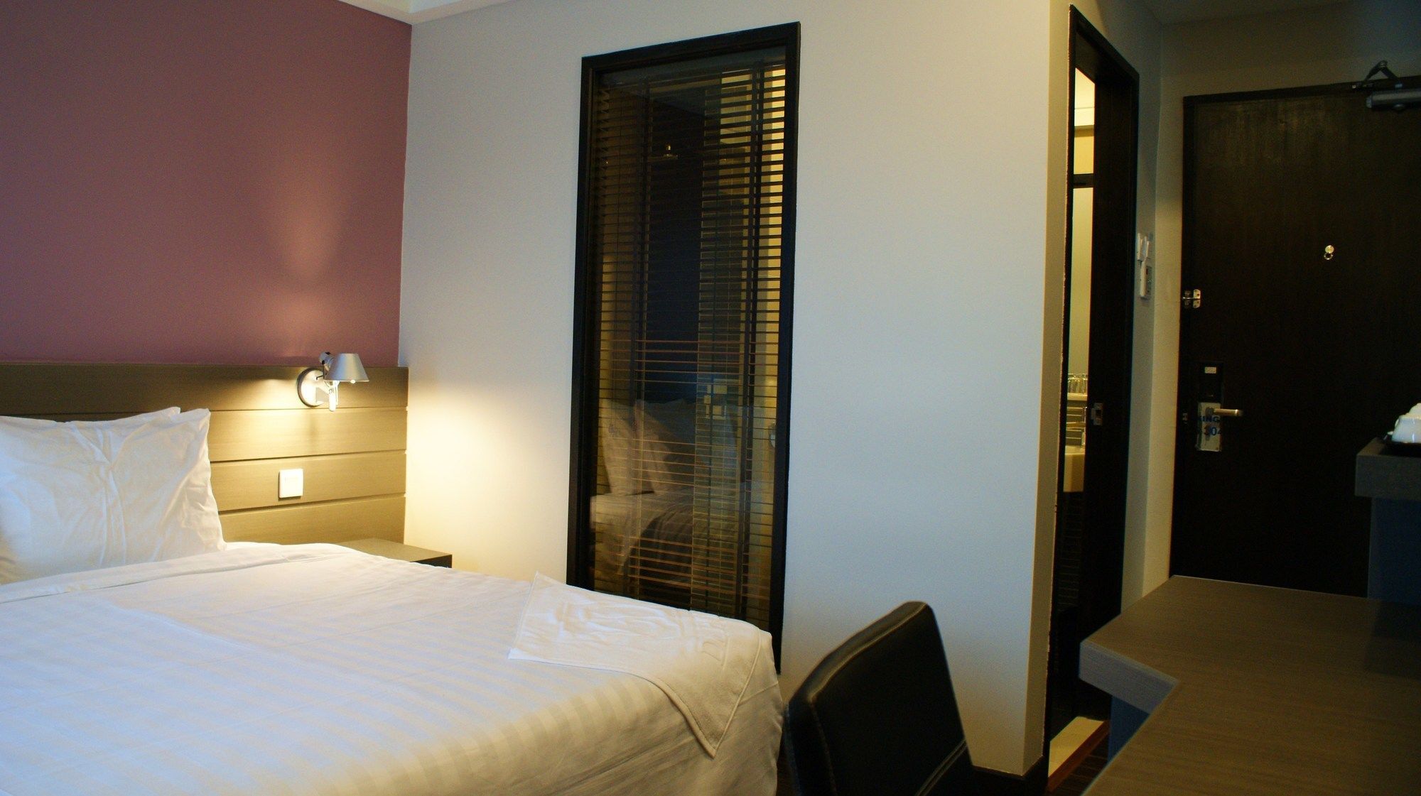 De Hotel Іпох Екстер'єр фото